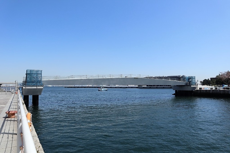 橋が低すぎて観光船くぐれない 60cmジャッキアップ 日経クロステック Xtech 橋が低すぎて観光船くぐれない 60cmジャッキアップ 日経クロステック Xtech