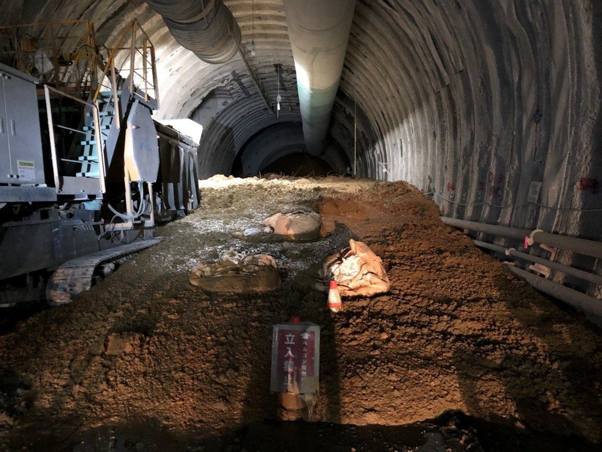 北海道新幹線のトンネル工事で土砂崩落 けが人なし 日経クロステック Xtech