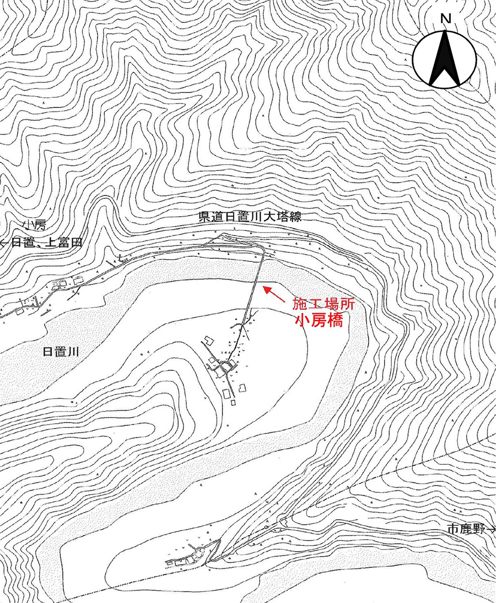 小房橋は日置川を南北方向に横断する（出所：白浜町）