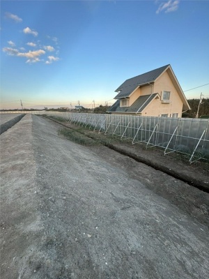 積み上がった土砂(写真:山武市)