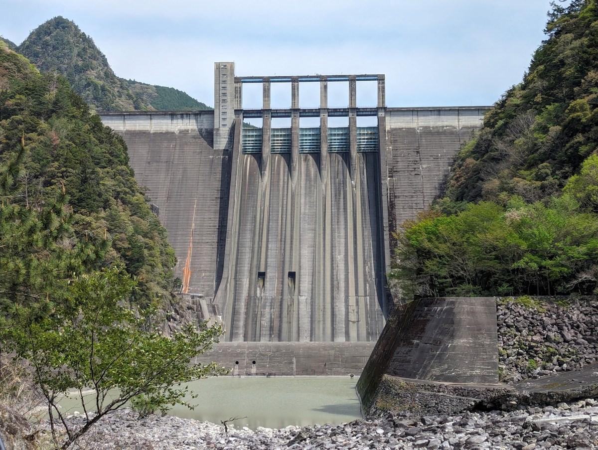 天竜川ダム再編の計画見直し、事業費2.4倍の1900億円・工期7年延長