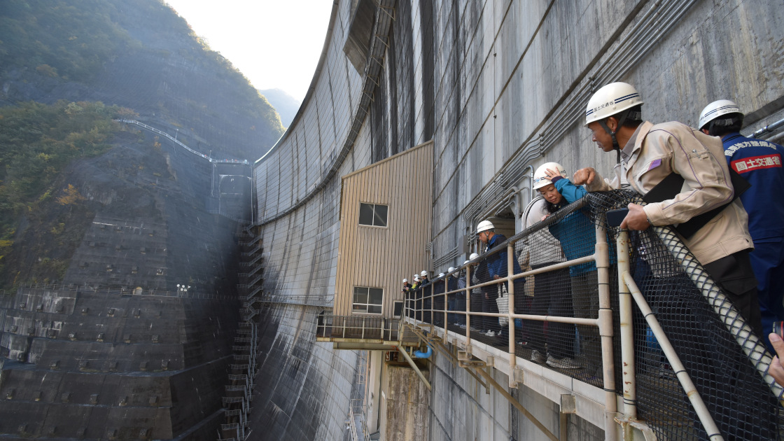 日経エレクトロニクス 2025年12月号 | 日経クロステック（xTECH）