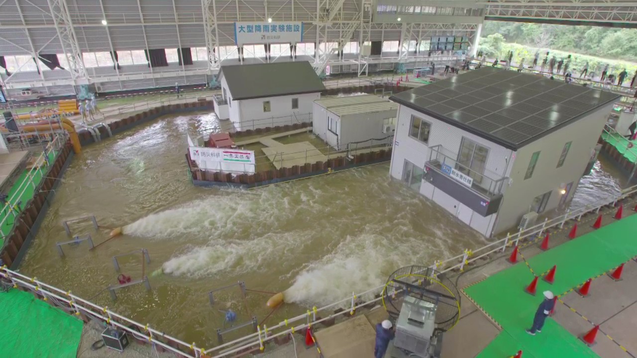 一条工務店の耐水害住宅は 浮かせて守る 浸水3mの実大実験で見えた実力 日経クロステック Xtech