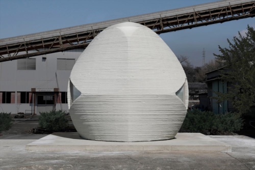 セレンディクスが建設3Dプリンターを使って建設した球状の小規模住宅「Sphere（スフィア）」（写真：セレンディクス）