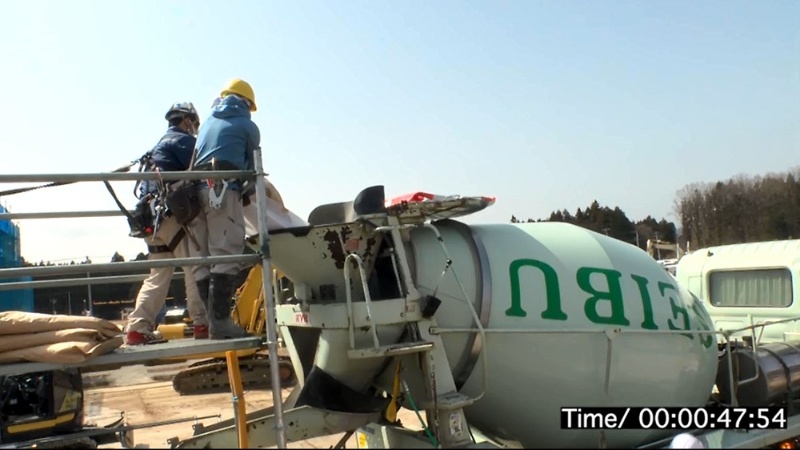生コンに粉を混ぜるだけで3時間の時短に 清水建設が新工法を構造床に初適用 日経クロステック Xtech 生コンに粉を混ぜるだけで3時間の時短に 清水建設が新工法を構造床に初適用 日経クロステック Xtech