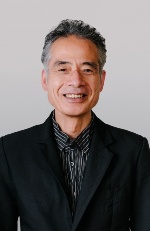 左から、重松象平BeCATセンター長(九州大学大学院教授・OMAパートナー・同社ニューヨーク事務所ディレクター)、末廣香織BeCAT副センター長(九州大学大学院教授・NKS2アーキテクツ共同主宰)、末光弘和BeCATデザインラボ長(九州大学大学院准教授・SUEP.共同主宰)(写真:BeCAT)