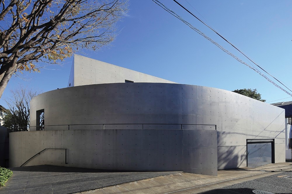 安藤忠雄建築研究所が設計した「城戸崎邸」。安藤氏はこの住宅で1988年に吉田五十八賞を受賞した（写真：安川 千秋）