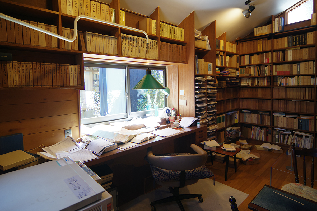 文学者の書斎を移築して地域交流の場に、「三鷹市吉村昭書斎」が