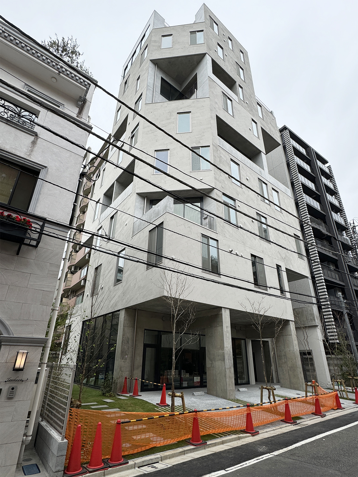 2024年11月にも竣工を予定している東京・南麻布の賃貸マンション「hanaqumoi（花雲居）」（写真：日経クロステック）