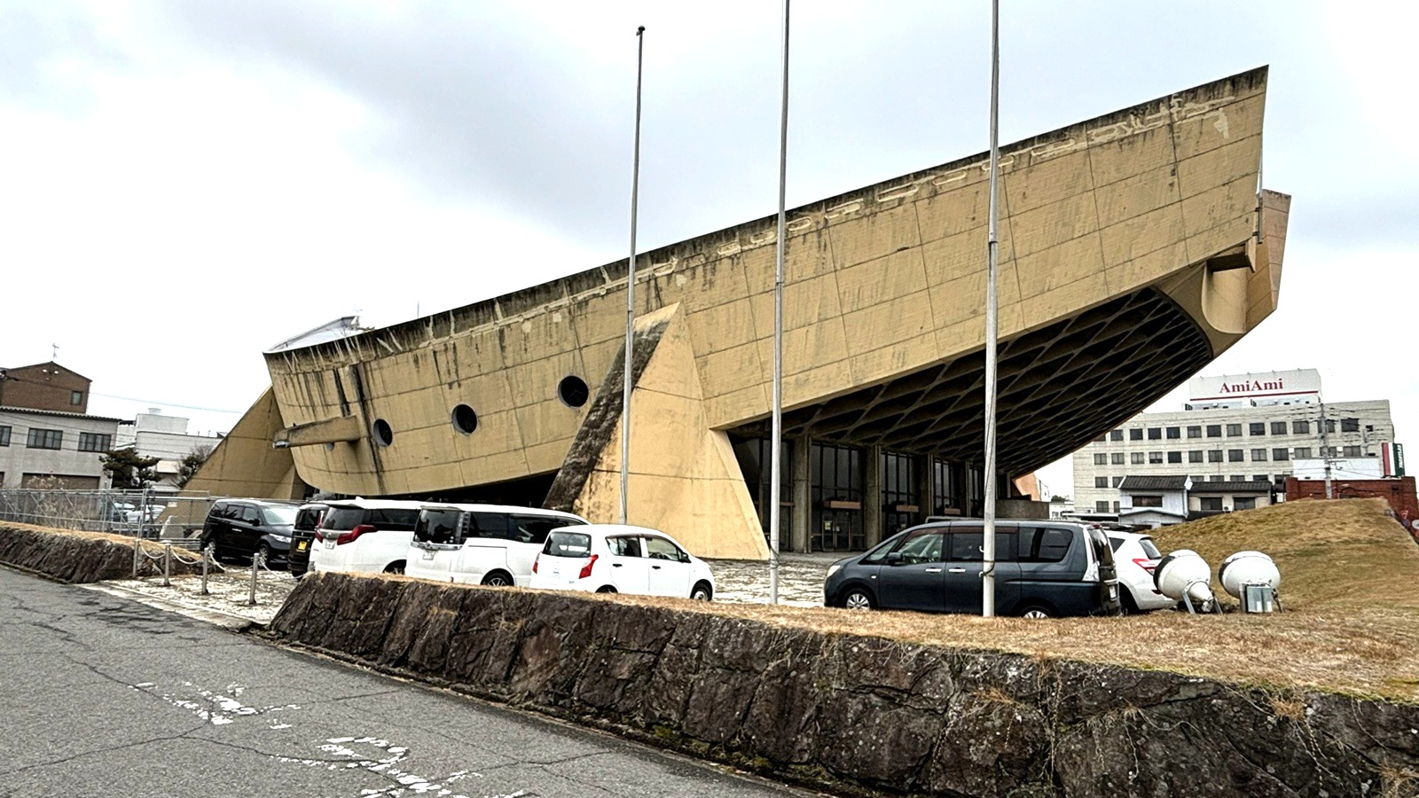 「旧香川県立体育館」解体費差し止め請求訴訟、県は解体着工か