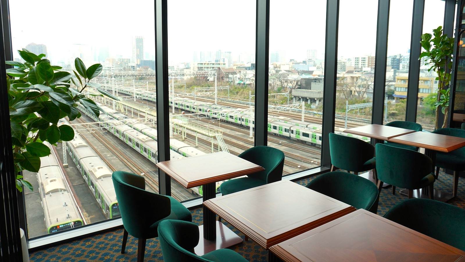 線路に囲まれた「大井町トラックス」26年3月28日開業、鉄道の街を刷新