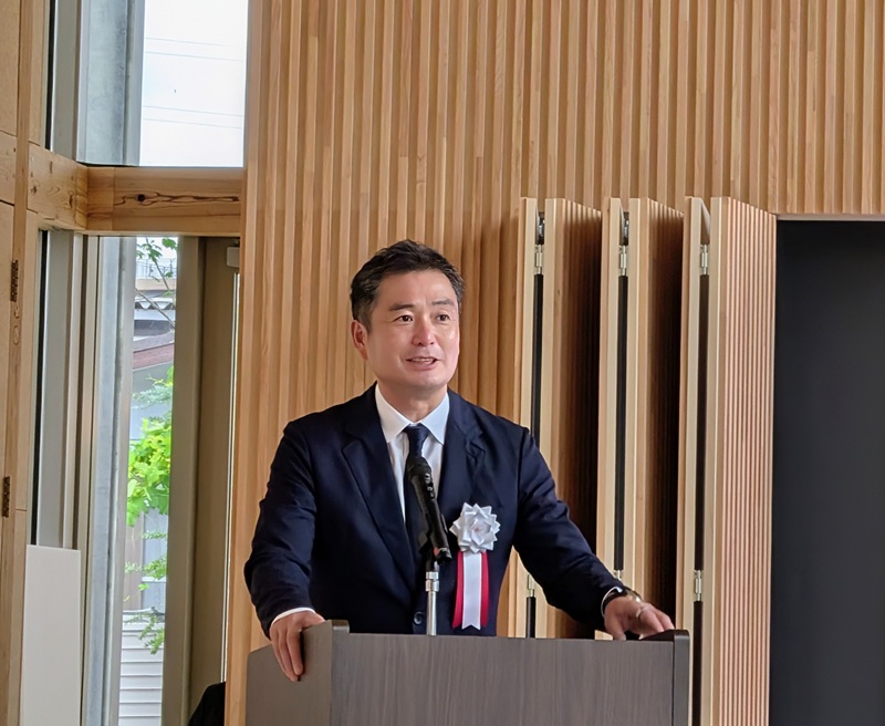 坂茂氏設計のタマディック豊田オフィス開所、木造混構造で総工費45億円