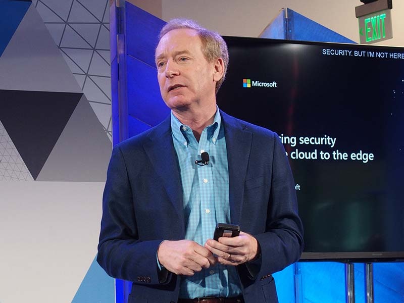 顔認識技術に法規制を求めるマイクロソフト 意外な動機 日経クロステック Xtech 顔認識技術に法規制を求めるマイクロソフト 意外な動機 日経クロステック Xtech