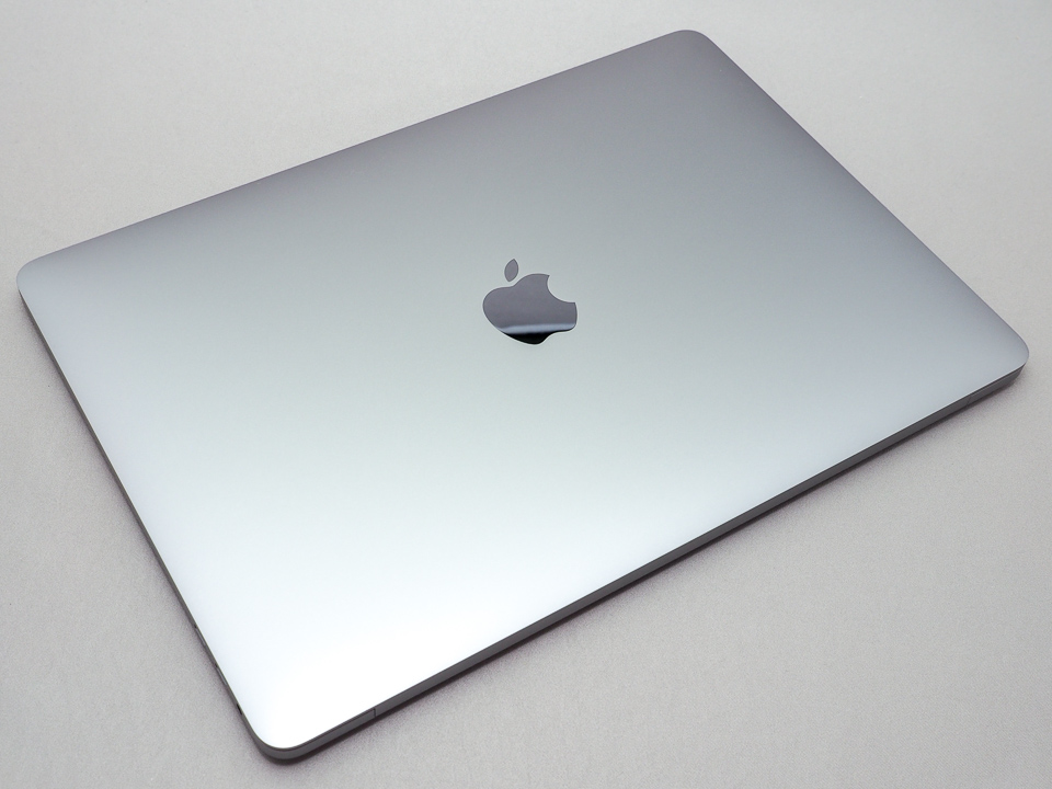 MacBook Pro 13インチ ４コア4サンダーボルト2018モデル