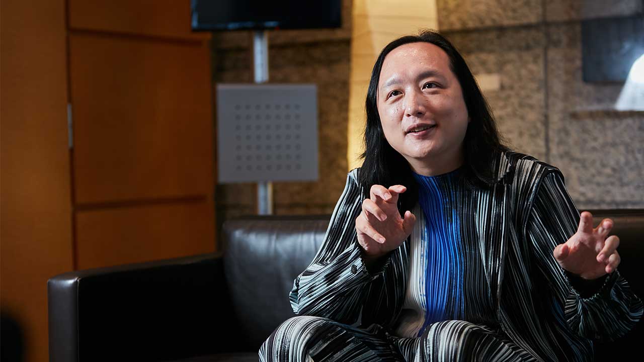 オードリー・タンが警告　AIが考え人が従う「逆ケンタウロス」の罠