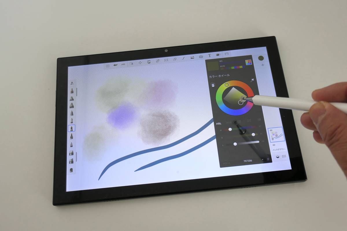 10.1型で2万300円の「aiwaデジタル」Androidタブレット、普段使いに