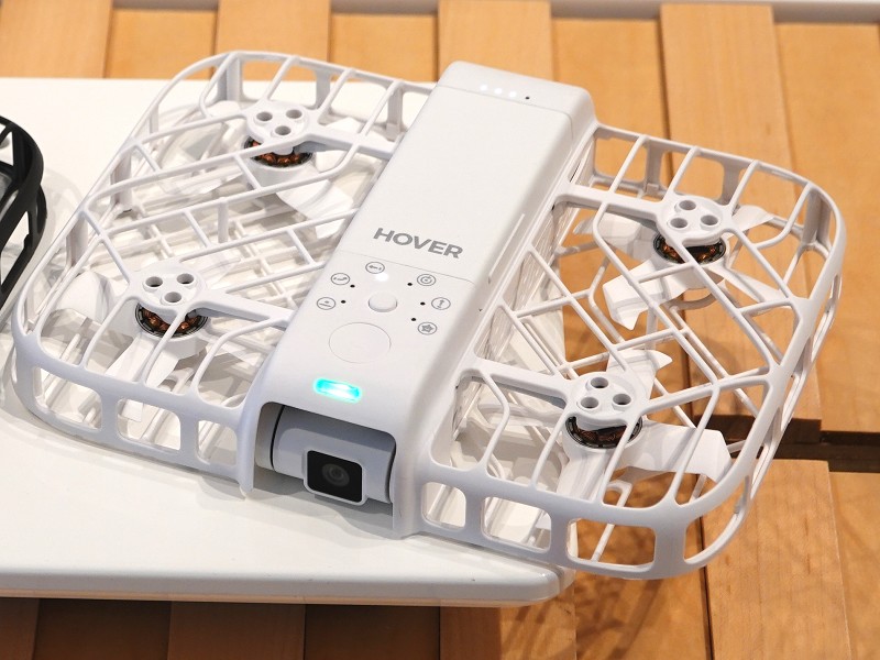 ドローン  軽量 特集】機体登録申請不要の99g！ 超軽量カメラドローン「HOVERAir