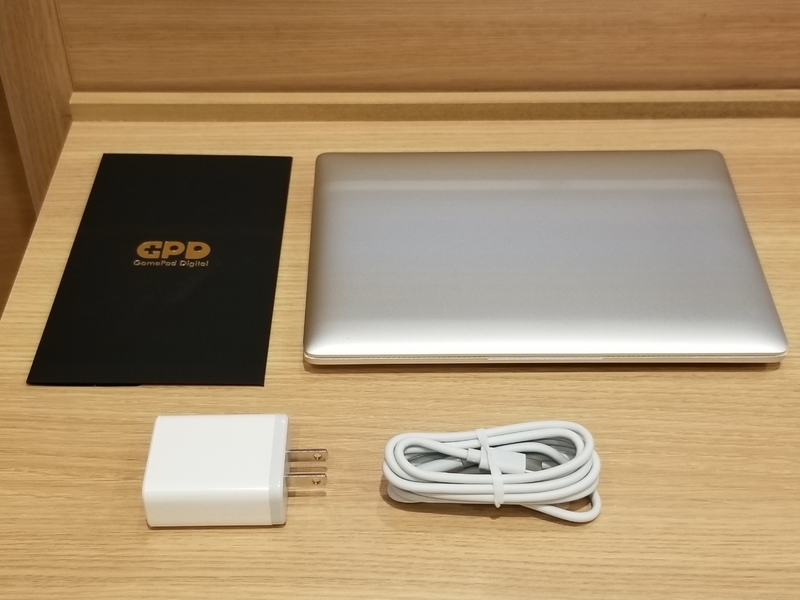 大きくなった超小型ノート「GPD P2 Max」を買ってみた | 日経クロステック（xTECH）