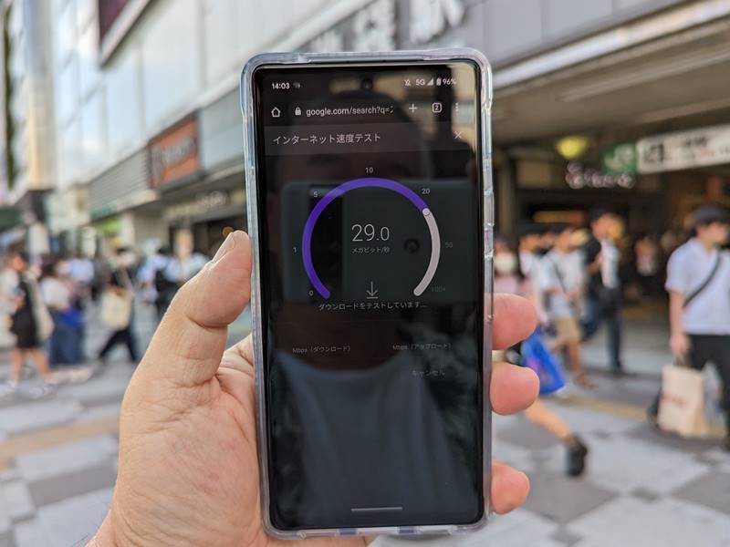 NTTドコモの通信品質は改善されたのか、都内6カ所でキャリア4社を測定してみた