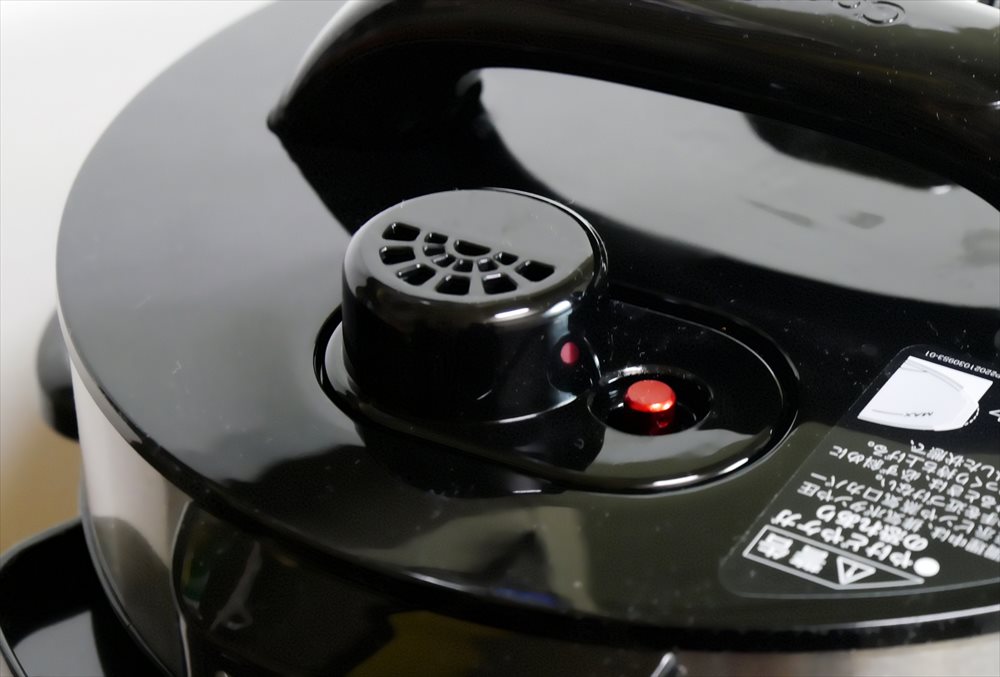 電気圧力鍋なら角煮を軟らかく作れるか、「クッキングプロ V2」で自炊