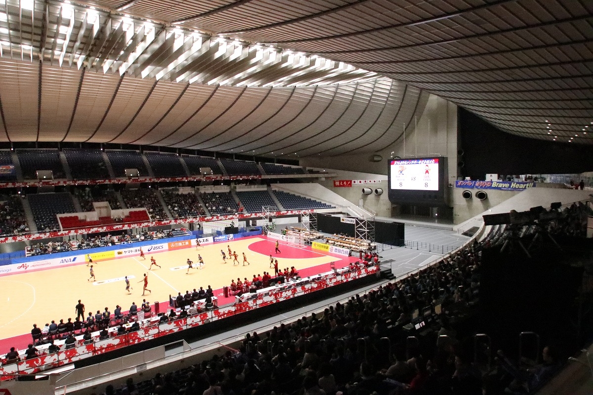 1位は 代々木体育館 が改修 吊り屋根 天井など見た目変えずに耐震補強 日経クロステック Xtech