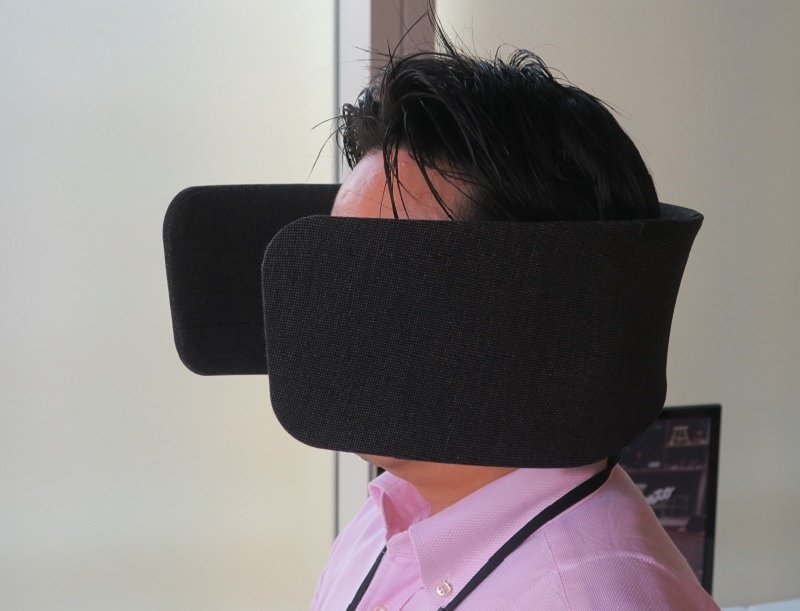 集中空間 を着る 視野を狭めて雑音を消すと仕事に没頭できるか 日経クロステック Xtech 集中空間 を着る 視野を狭めて雑音を消すと仕事に没頭できるか 日経クロステック Xtech