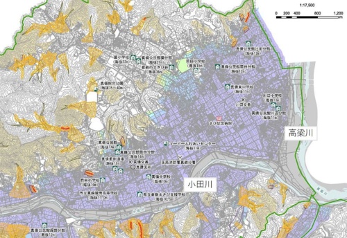 倉敷市が17年2月に作成した真備地区の浸水ハザードマップ。紫色の範囲は5m以上の浸水を想定。氾濫した小田川は過去にも大規模な浸水被害を起こしており、今年度から河川改修に着手する予定だった。岡山県倉敷市の資料に日経コンストラクションが追記
