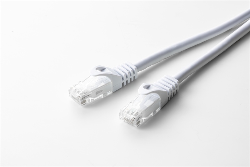 1000base T環境で十分使えるか 100均 カテゴリー6 Lanケーブル4選 日経クロステック Xtech