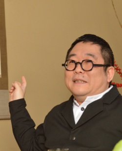 貴道俊行氏