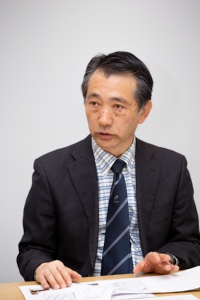 藤田木造構法計画代表で、中大規模木造プレカット技術協会 監事の藤田譲氏(写真:浅田 美浩)