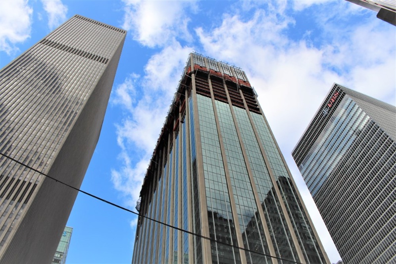 680億円かけてニューヨークのレトロ超高層ビルをペイ事務所が大改修 日経クロステック Xtech