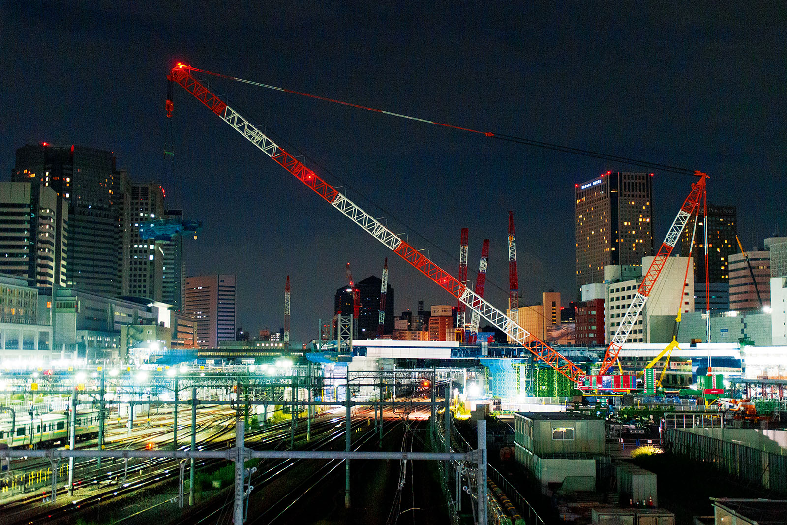 黒い流線型オブジェ 高い人気を誇る「Ninja ZX-25R」が完全新金型でアオシマ「SKYNET