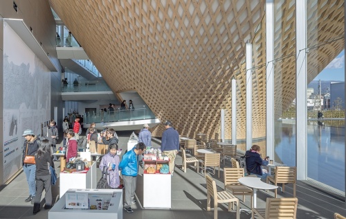 (写真:平井 広行)