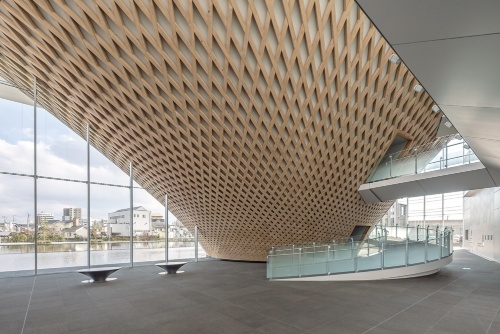 (写真:平井 広行)