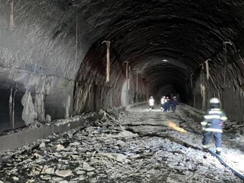 1位は「40時間超える火災でトンネル本体に重大損傷、山陽道の通行止め長期化」