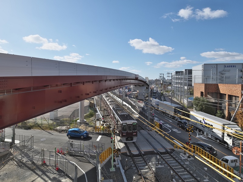 1位は「阪急越える十三高槻線が開通へ、計画決定から半世紀超」