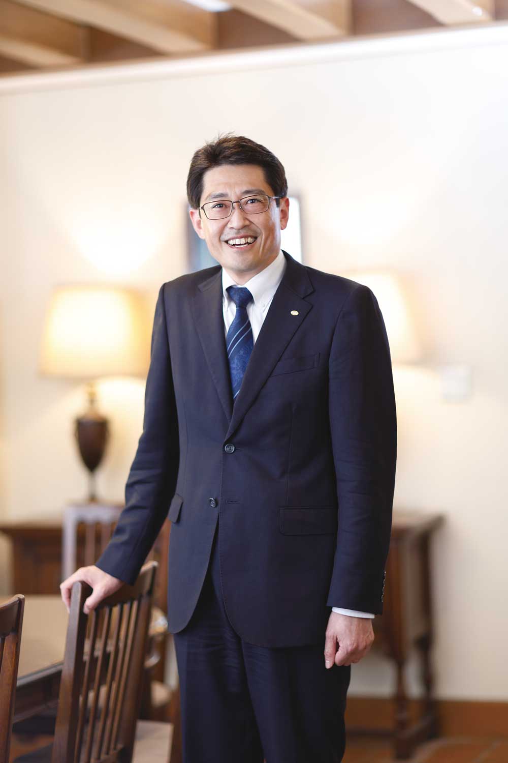 人によるおもてなしかロボット化か、ロイヤルHD阿部社長に聞くバランス  