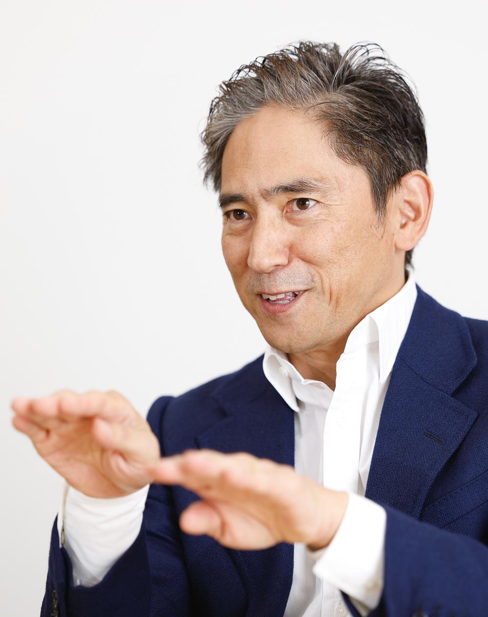 OpenAI Japan長崎社長「25年に国内データセンター」、前職の知見生かし