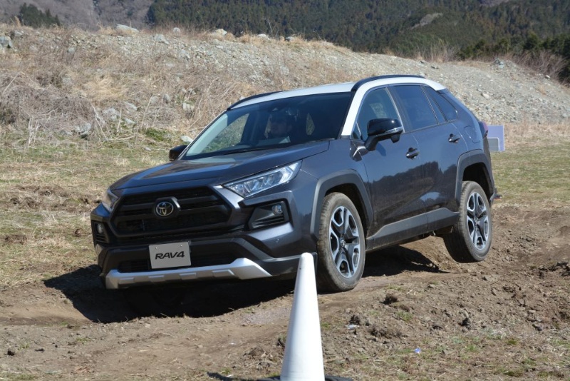 新型 Rav4 Suvの ワクドキ の復活目指す 日経クロステック Xtech 新型 Rav4 Suvの ワクドキ の復活目指す 日経クロステック Xtech