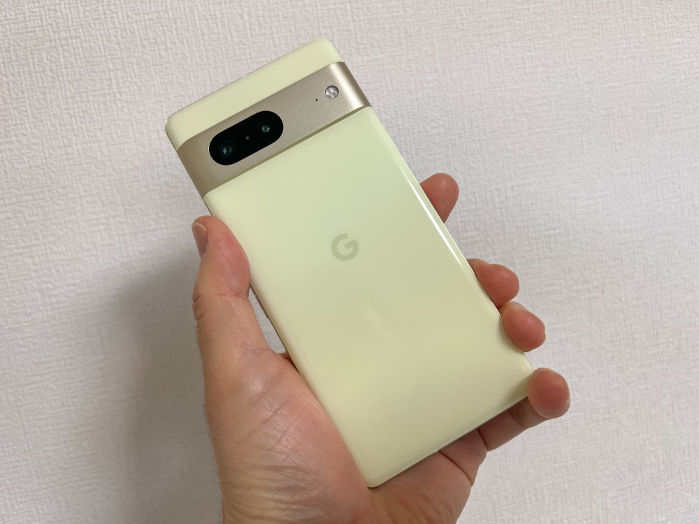 NTTドコモからも販売開始、「Pixel 7a」はミドルクラスの“覇者”となる