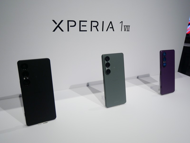 ソニーはスマホ事業を継続できるのか、ラインアップの縮小続く「Xperia」に不安の声