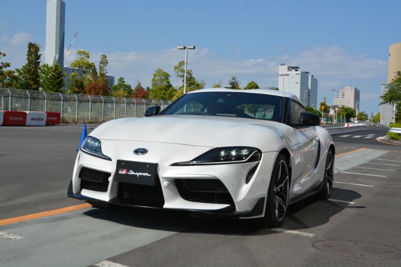 トヨタの新型スープラ 4輪のショックアブソーバーの減衰力を連続制御 日経クロステック Xtech トヨタの新型スープラ 4輪のショックアブソーバーの減衰力を連続制御 日経クロステック Xtech