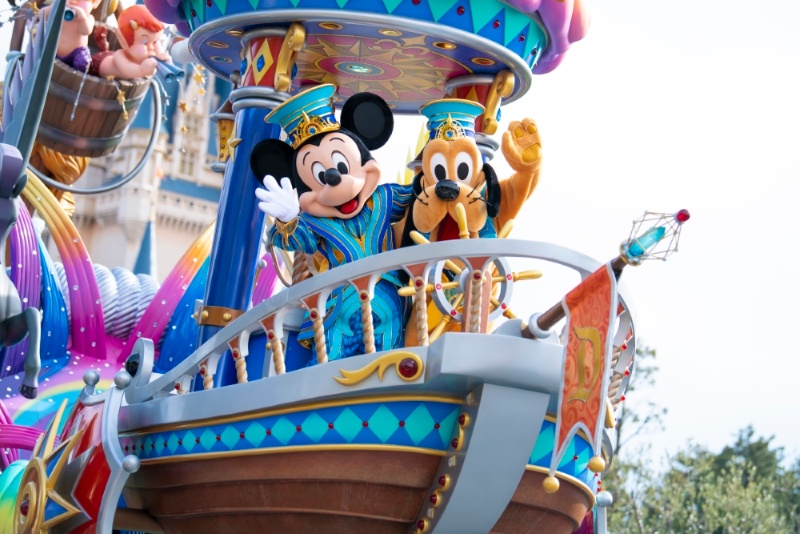 東京ディズニーリゾートがファストパスに 魔法 待ち行列は消えるか 日経クロステック Xtech 東京ディズニーリゾートがファストパスに 魔法 待ち行列は消えるか 日経クロステック Xtech