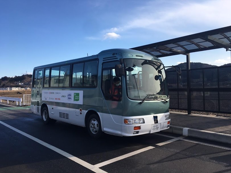 Jr東日本が自動運転バス 成否の鍵握る350枚の 磁気マーカー とは 日経クロステック Xtech