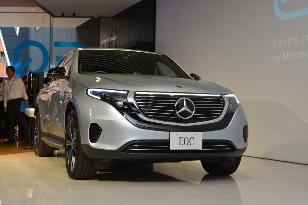 1/18 メルセデスベンツ EQC 400 4Matic 【ディーラー向限定品】 メルセデス・ベンツEQC400 4MATIC（4WD）【試乗記】 老舗が