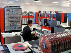 最も単純な 無手順 プロトコル テレックスやパソコン通信で一世風靡 日経クロステック Xtech