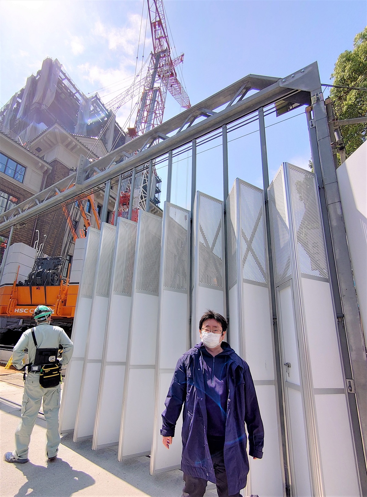 緊急事態宣言が解除され、建設現場への立ち入り取材が許可された私（写真：日経クロステック）