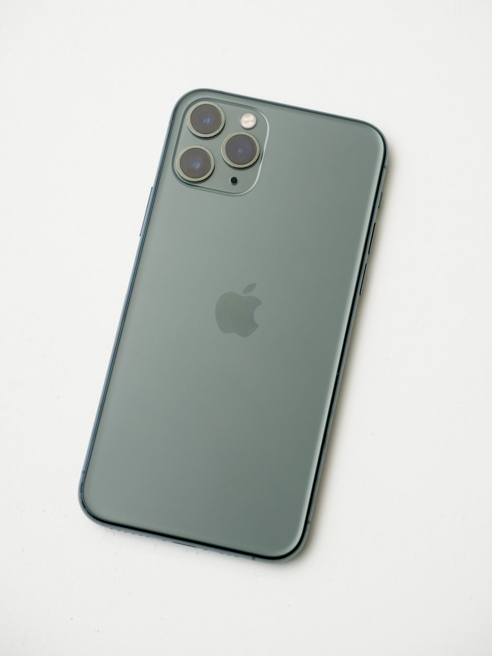 Iphone 11 Proに巨大フレキシブル基板 2階建て基板もlightningジャックも一体化 日経クロステック Xtech