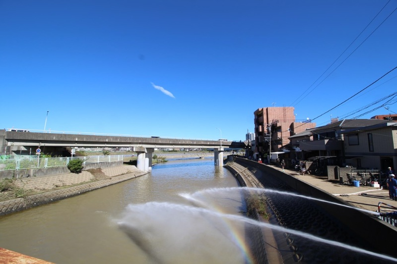 多摩川流域の浸水被害で泥色に染まった住宅地 台風19号 日経クロステック Xtech 多摩川流域の浸水被害で泥色に染まった住宅地 台風19号 日経クロステック Xtech