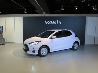 新型 フィット 単眼カメラで対向車にも自動ブレーキ 日経クロステック Xtech